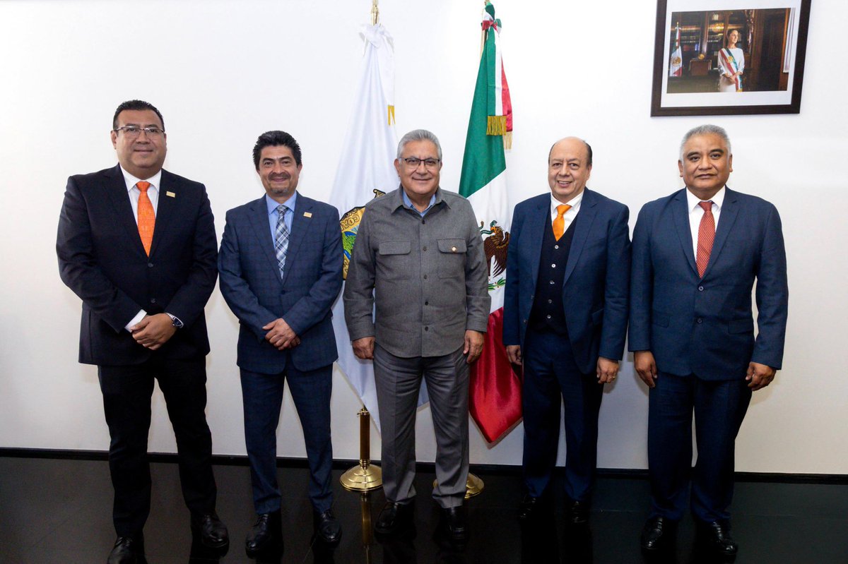 Sección 10 SNTE CDMX tweet media