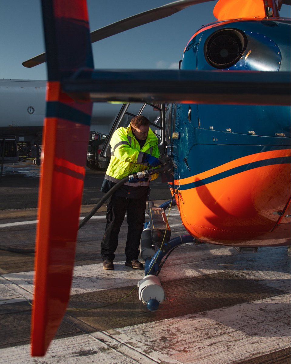 Wolverhampton Halfpenny Green Airport tweet media