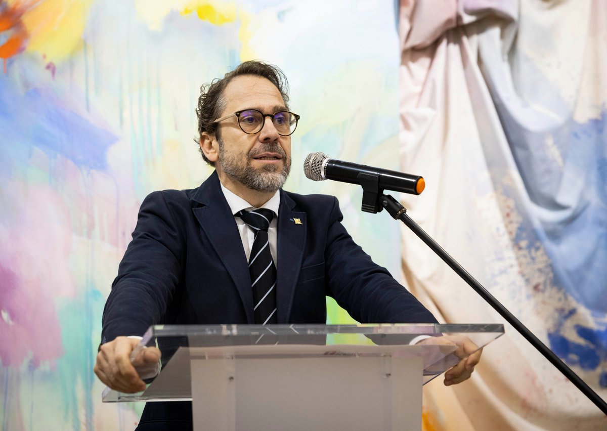 dentistasib's tweet photo. DESPUÉS DE SANTA APOLONIA, EL PRESIDENTE DEL CODB SE DIRIGE A LOS COLEGIADOS.
No es una crónica del acto.
Es una explicación del trabajo que el Colegio realiza cada día para apoyar y defender el ejercicio profesional.
🔗 https://t.co/dgWxn50aJ2

#CODB #DentistasBaleares https://t.co/YQuBD8zZyO