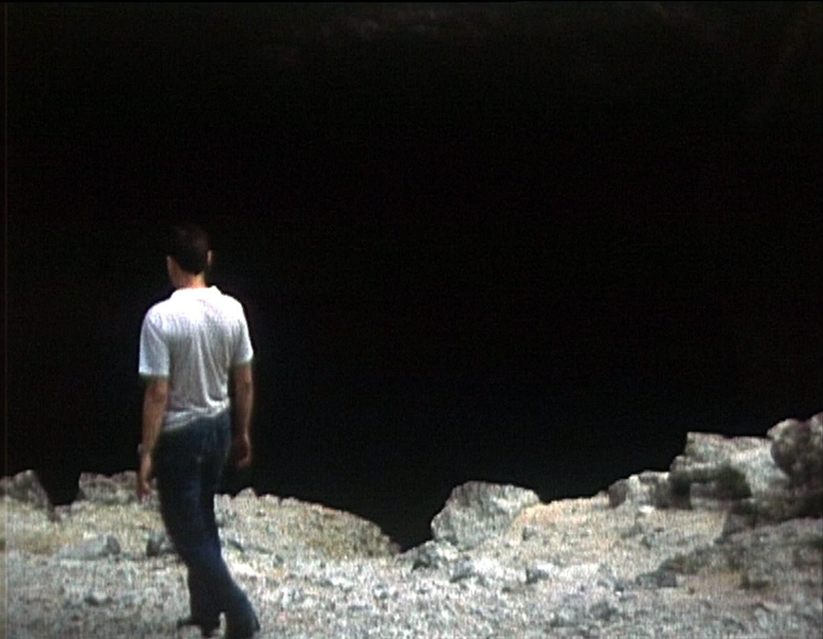amo_kpo7's tweet photo. la Vallée close (1995) dir. Jean-Claude
Rousseau https://t.co/4lpB0qfhcR