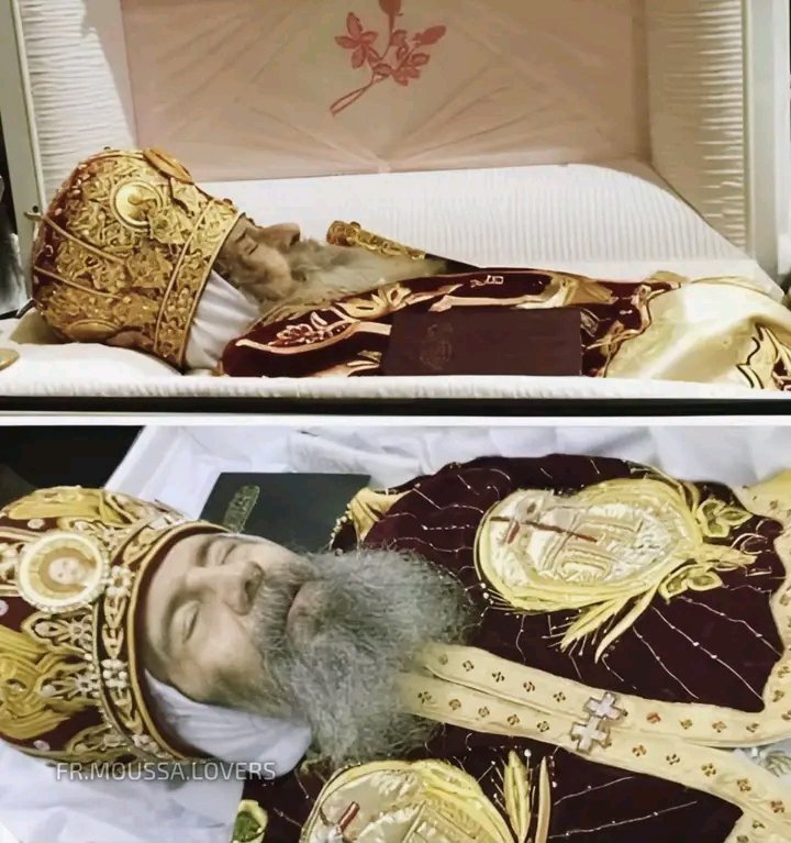 "جاهدوا الجهاد الحسن متمسكين بالإيمان المستقيم إلى آخِر نَفَس، فوضعوا أتعابهم واستراحوا في حضن الرب، مخلفين وراءهم ميراثاً من القداسة وذكراً مؤبداً."🙏🕯