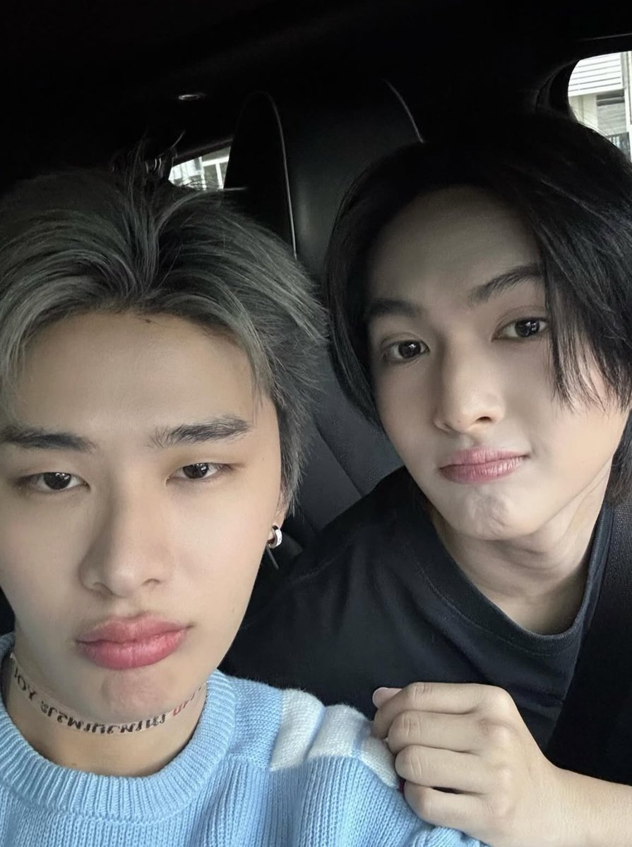 พี่ดังแล้วพี่จะลืมหนูปะเนี่ย พี่จะให้หนูขับรถอยู่ปะเนี่ย