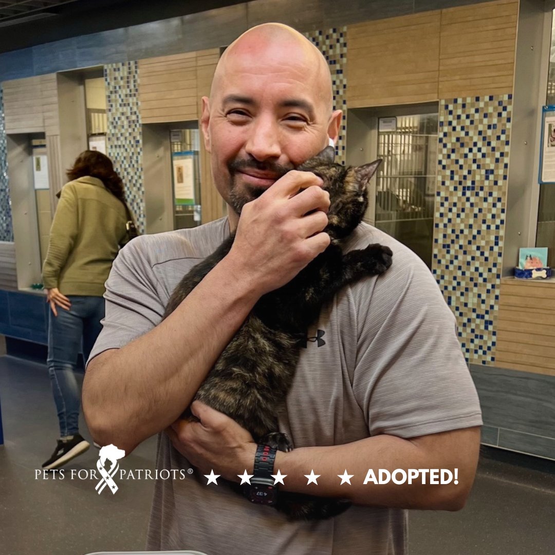 Pets for Patriots tweet media