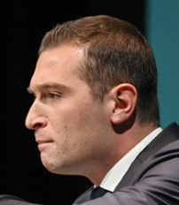 Jordan Bardella protège les intérêts de son financier russe en votant contre le prêt européen à l’Ukraine