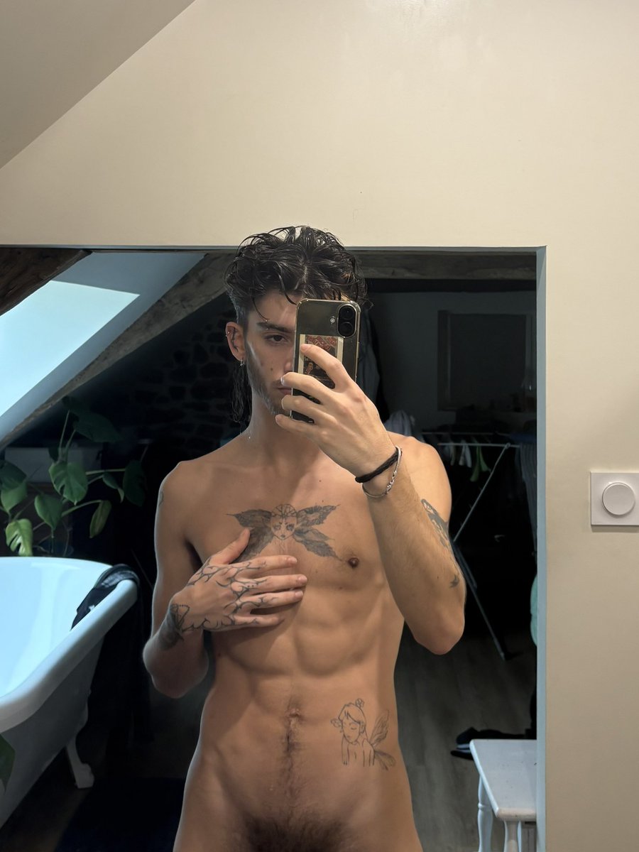 mtty05's tweet image. again