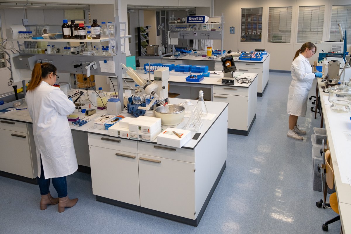 Science plays a key role in tackling drug trafficking and organized crime.

Today, we celebrate #WomenInScience and the essential work of <a href="/unodc_lab/">UNODC Forensic Services</a> women officers, whose laboratory expertise contributes to detecting drugs and supporting criminal justice responses worldwide.