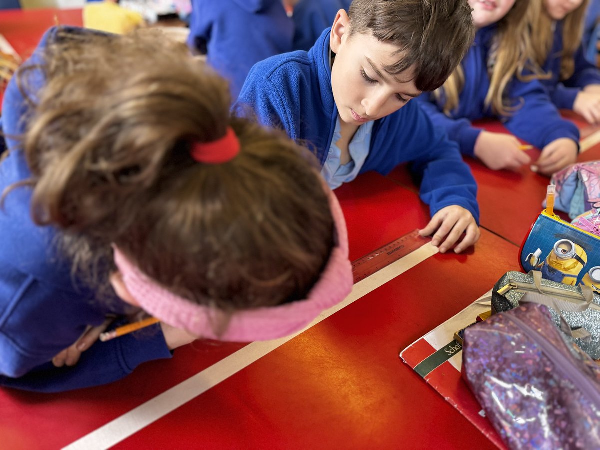 filmskillswales's tweet photo. Great work this afternoon by Year 3 @PontlliwPrimary - the group worked hard throughout the #FilmSkills lesson filming some amazing scenes and testing out some special effects for the project! https://t.co/rXyxENbAIr