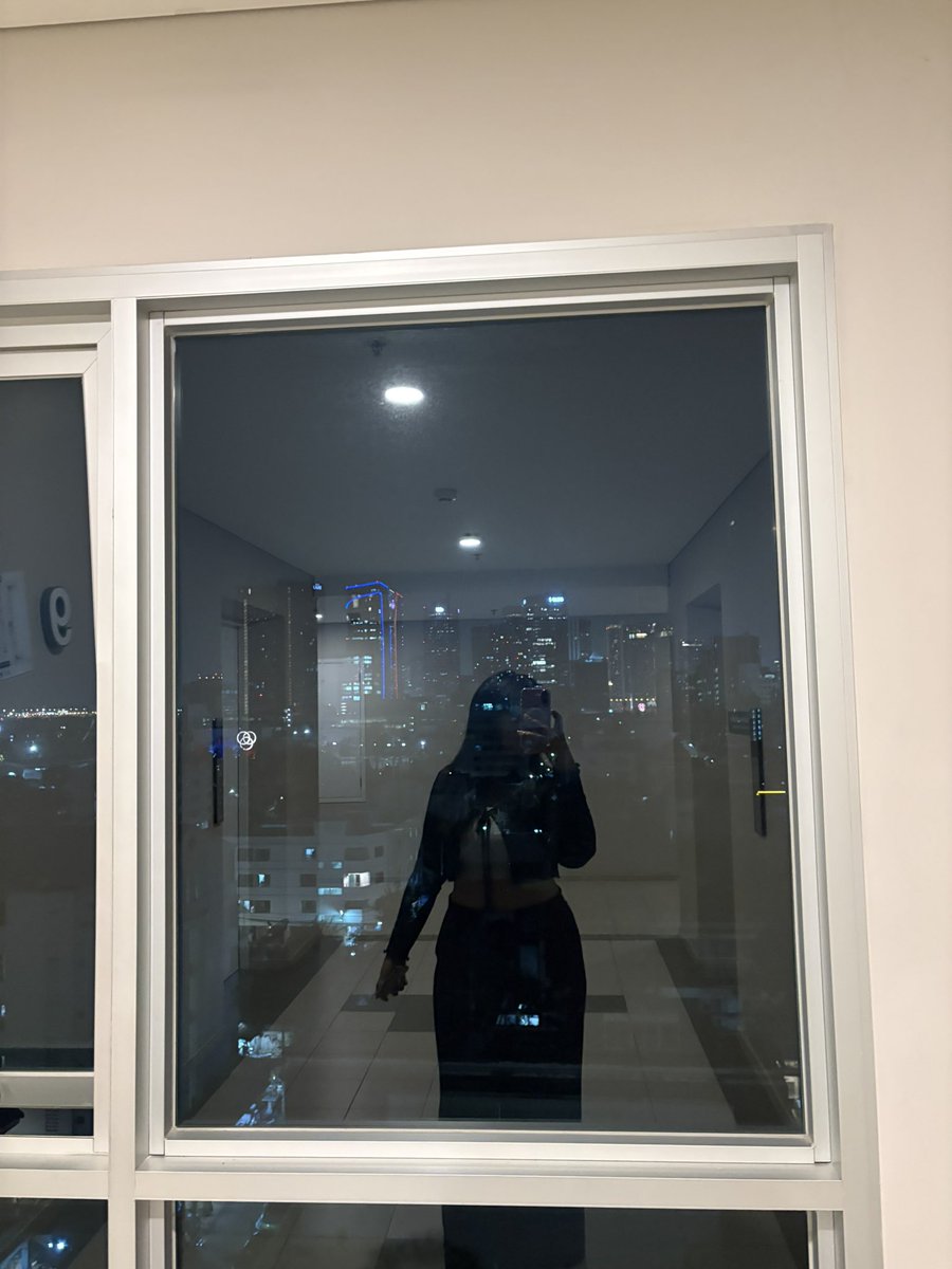 🐈🐈‍⬛ tweet media