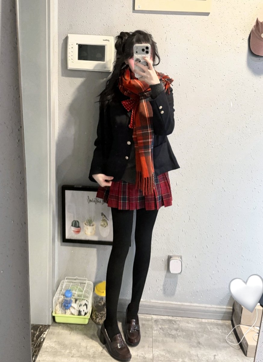 sad_xiaomao's tweet photo. 一张小角落库存 #iiii https://t.co/3T3Z2wJQ2e