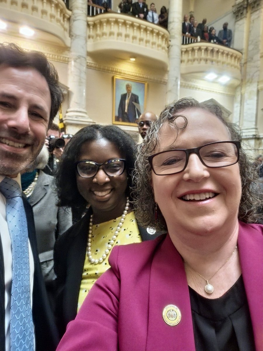 Anne R. Kaiser tweet media