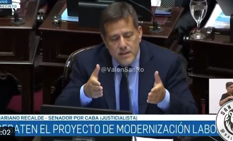 juanif17's tweet photo. 📢🔴ZARACHO ERA PUNTA DE ICEBERG
Los kukas no leen, no importa cuando leas esto