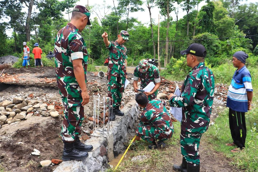 Dandim 0820/Probolinggo sambut Tim Itdam V Brawijaya tinjau Koperasi Merah Putih di wilayah binaan #TNIAD #Brawijaya #KoperasiMerahPutih #Probolinggo Simak selengkapnya disini 👇👇👇kodam5brawijaya.tni-ad.mil.id/dandim-0820-pr…