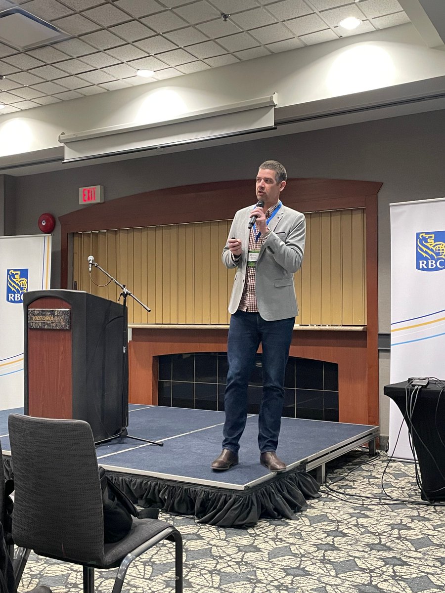 CropConnect tweet media