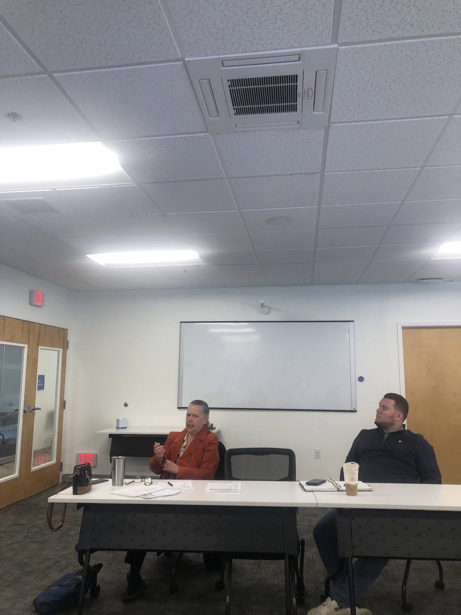 f4service's tweet photo. Check out the @f4service advisory board in action at @UWChesterCounty. Please contact F4 to get involved! :)
#hungerawareness #hope #nthistogether #USA #Foodrescue https://t.co/vlsjW8rntW