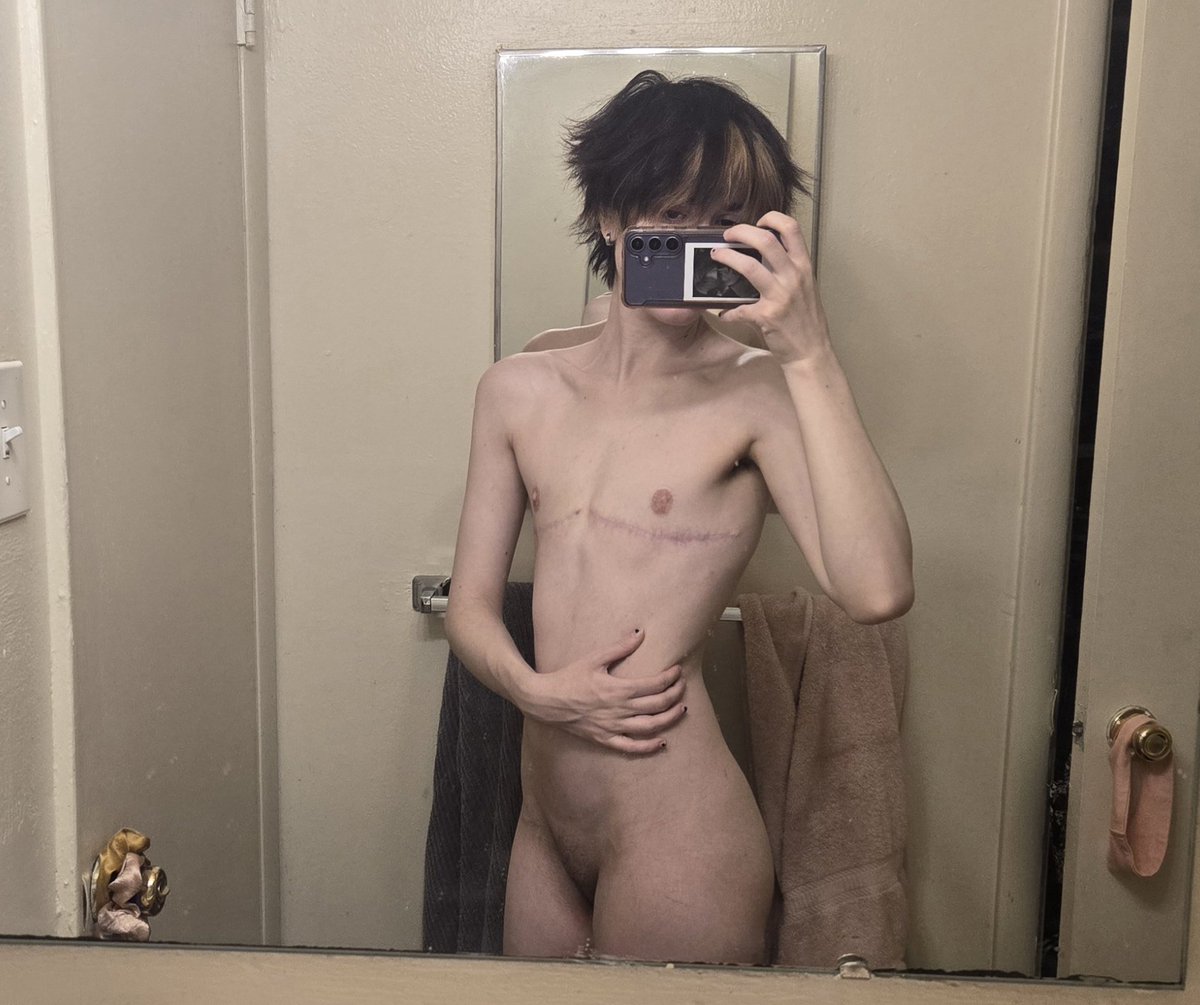 |˶˙ᵕ˙ )ﾉﾞEttie ♡ tweet media