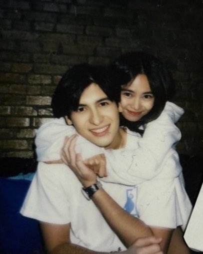 lily | love like u tweet media