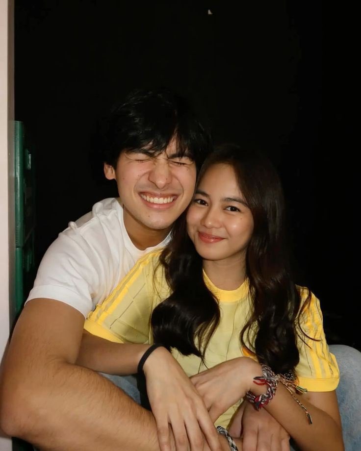 lily | love like u tweet media