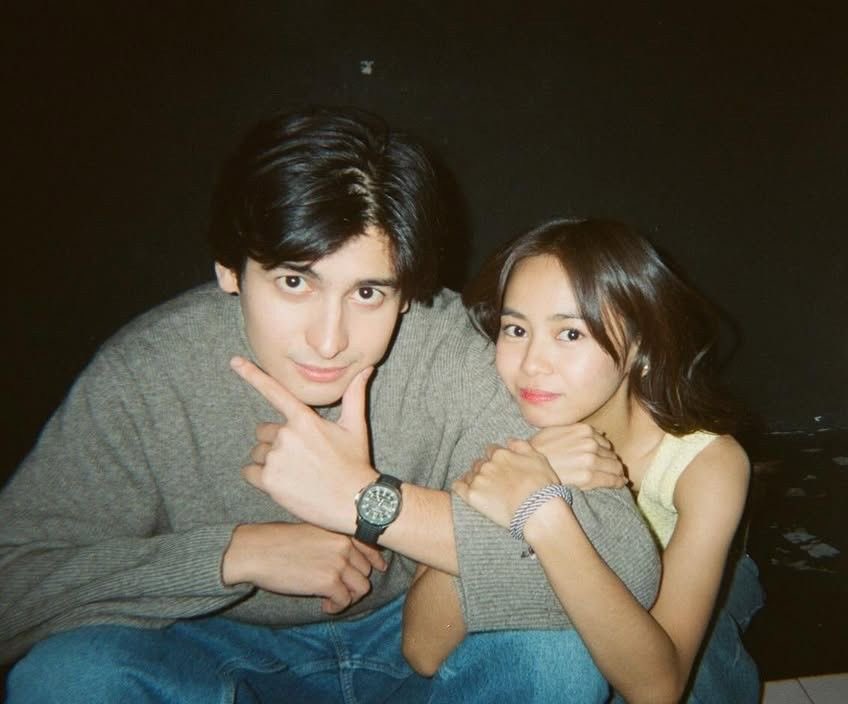 lily | love like u tweet media