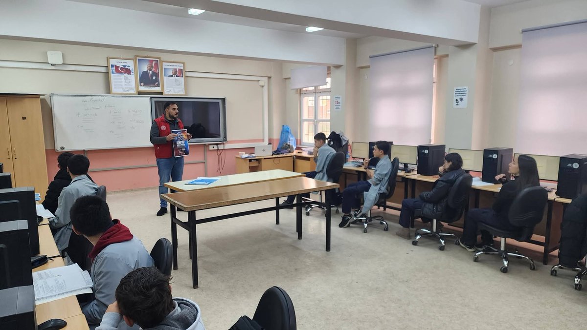 Okullarımızda Kültür Sanat Yarışmaları, Deneyap Atölyeleri, Teknofest Yarışmaları ve Münazara Yarışmalarının tanıtımlarını gerçekleştirdik. Gençlerimizin ilgi alanlarını keşfetmelerine ve yeteneklerini geliştirmelerine katkı sağlamaya devam ediyoruz.
<a href="/OA_BAK/">Dr. Osman Aşkın Bak</a>
<a href="/gencliksporbak/">Gençlik ve Spor Bakanlığı 🇹🇷</a>