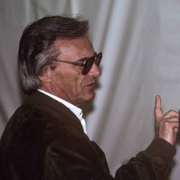 Gp2Joey's tweet photo. 27/7/1995
#F1news
🚨BERNIE TELLS DAMS AND OTHERS "IM NO BANK!"
#F1 ringmaster #BernieEcclestone has told struggling #DAMSF1 team and others he will not financially help them as the Briton declared:
"They asked me to bail them out and I said no. That is not good business and I say again to all the teams - the bank of Bernie does not exist. If you are struggling to pay your bills then that's your problem to sort not mine. If we loose a few teams as a result then so be it..."