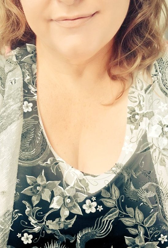 ServeMsmoon's tweet photo. Rise and shine losers.. I'll take your tribute with 2 cream, no sugar 😏 https://t.co/9tnFxgioIc