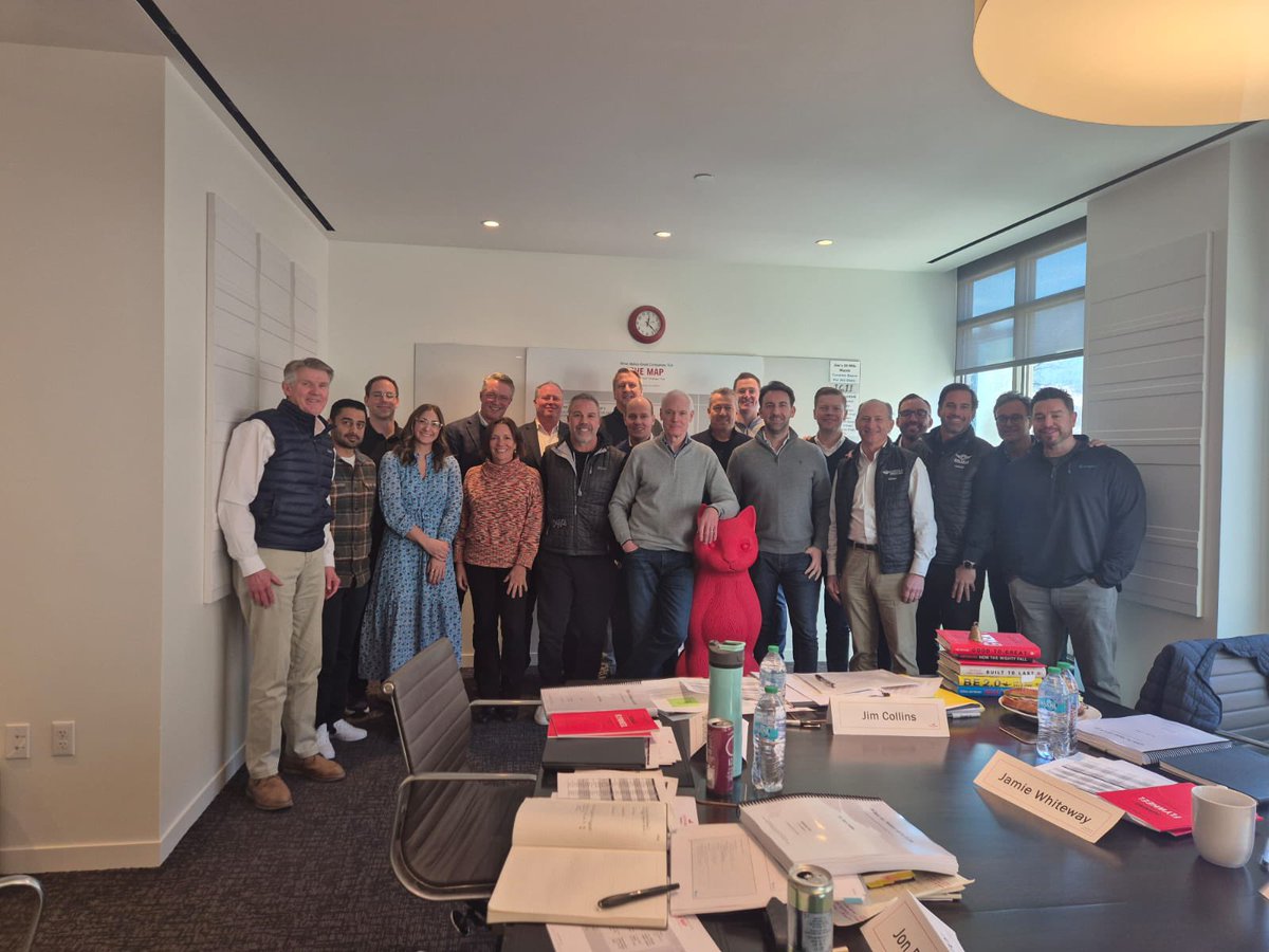 markfcurrie's tweet photo. Last week, I joined 19 global CEOs for two intense days learning from the master himself: Jim Collins.
I’m profoundly grateful—for the invite, his wisdom, and the electric energy in that room.
But gratitude demands action.
Now, I’m fired up with fierce resolve: Spin our flywheel faster. Get ruthless about the right people in the right seats. Face brutal facts head-on, while holding unshakeable faith. Build something enduring.
Humility + fierce will = Level 5 leadership. It’s not a title—it’s a daily grind.
Thanks, Jim and my fellow CEOs. Onward! 💪
#Leadership #GoodToGreat #Level5 #JimCollins