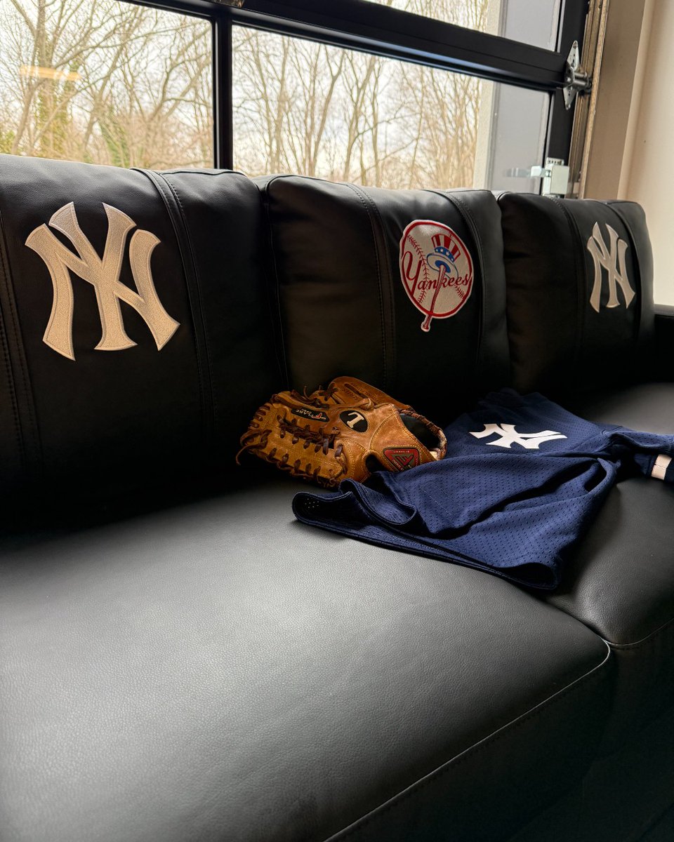 Zipchair tweet media