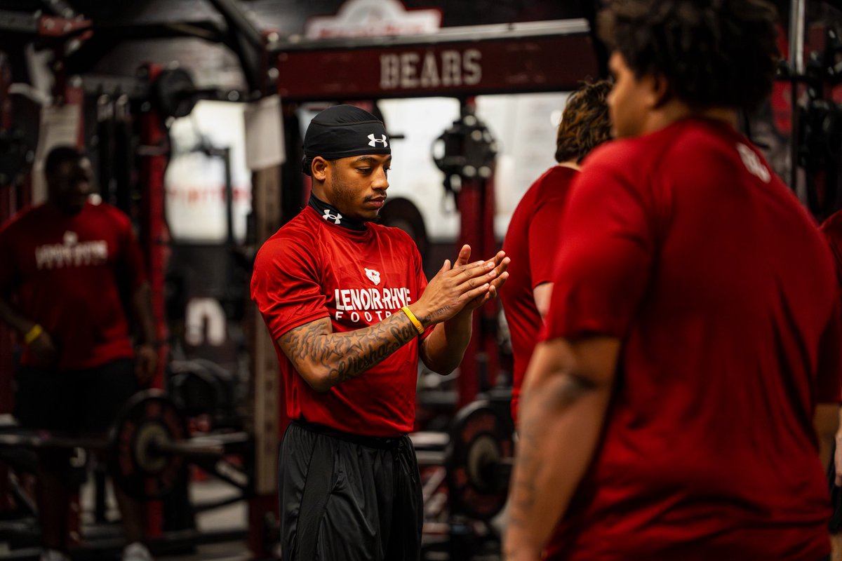 Lenoir-Rhyne Football tweet media