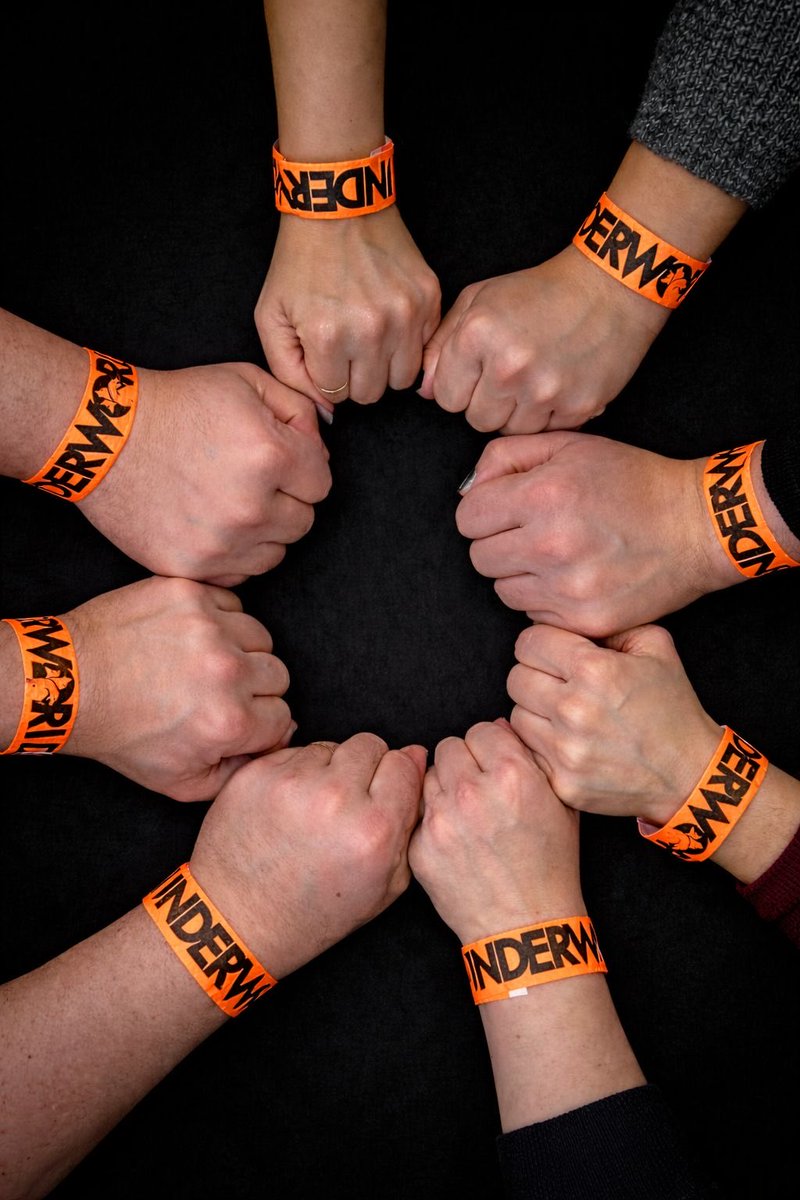 Broken Peach tweet media