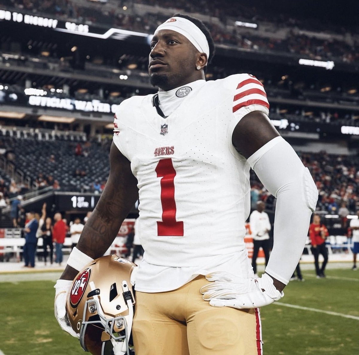 Faithful do you want to see Deebo Samuel back in the Bay 🤔