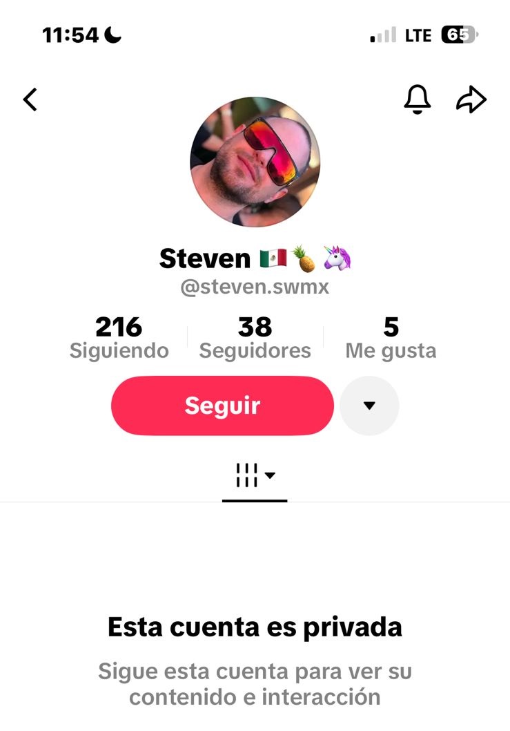 Hay alguien haciéndose pasar por mi en TikTok. 

¡Yo no tengo TikTok! 

No le vayan a dar información privada y mucho menos depositar para algún evento si se los solicitan.

Me ayudan si le dan RT a este post y si reportan esa cuenta se los voy a agradecer mucho. 

Esperemos que