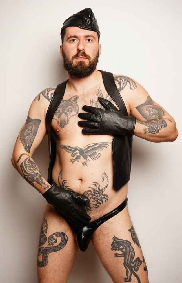 Come get it, boy ⛓️