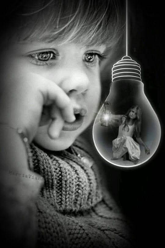 ﺍﻟﻘﻠﻴﻞ ﻛﺜﻴﺮ إذا ﻗﻨﻌﺖ ..
ﻭﺍﻟﻜﺜﻴﺮ ﻗﻠﻴﻞ إذا ﻃﻤﻌﺖ ..
ﺍﻟﺒﻌﻴﺪ ﻗﺮﻳﺐ إذا أﺣﺒﺒﺖ ..
ﻭﺍﻟﻘﺮﻳﺐ ﺑﻌﻴﺪ إن أﺑﻐﻀﺖ...

أحببت 🤍