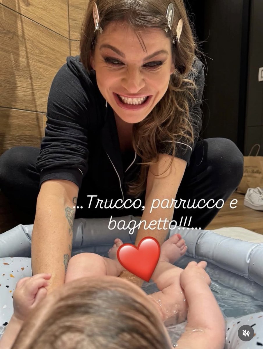 NC_00_AA's tweet photo. Io mi sento male ragazzi😭 https://t.co/ypaGrq0paF