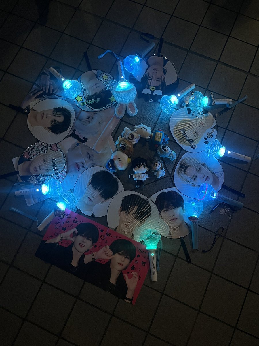 ペンラサークル入ってくれたみんなありがとだいすき> < ♡♡
絶対またすぐ会おう߹ ߹