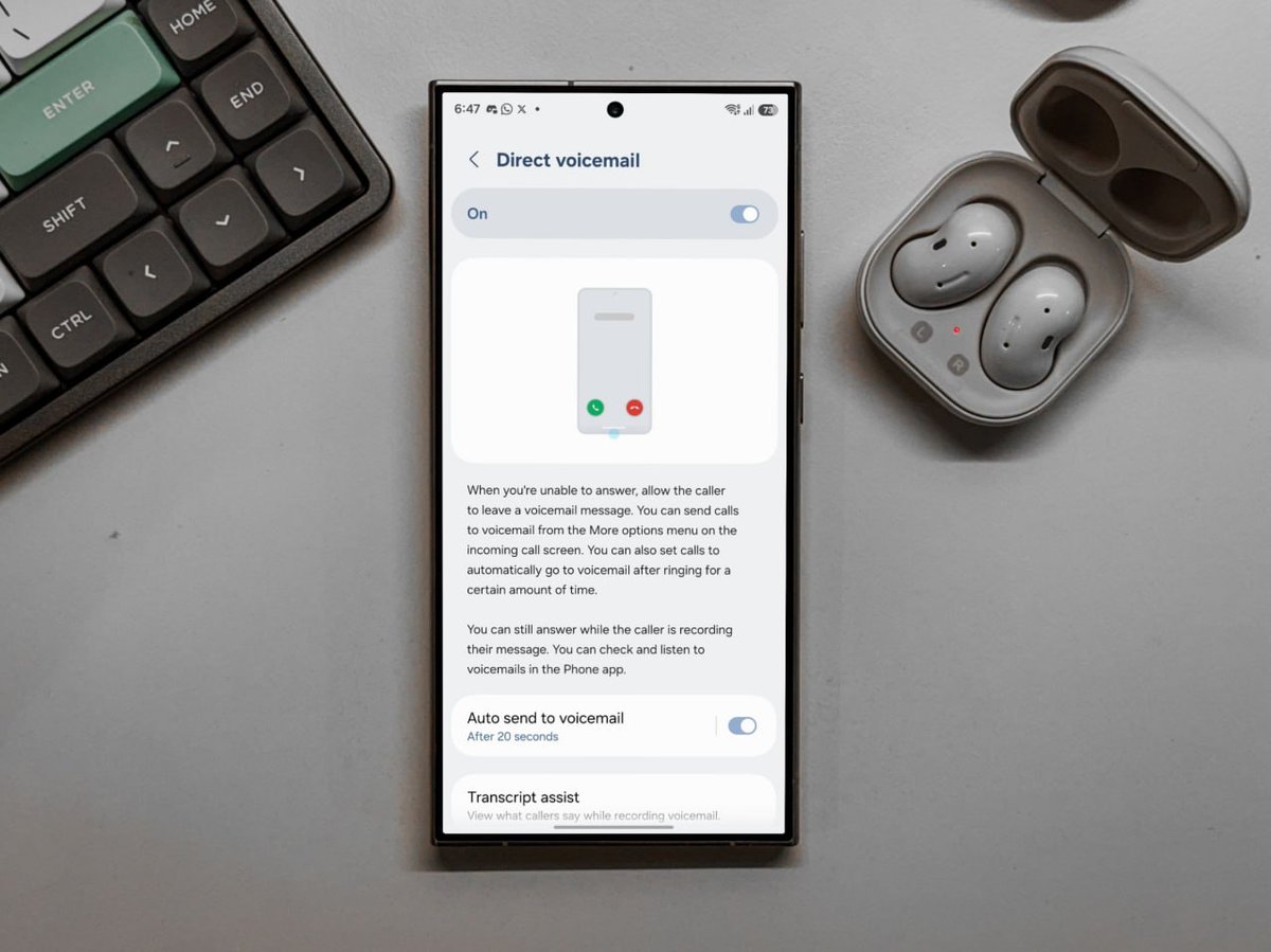 🔥 One UI 8.5 Beta 4 just made the Galaxy S25 Ultra smarter!
Direct Voicemail is finally here 😍
Now when you can’t pick up a call, callers can leave a message directly on your phone. And you stay in control:
• Send calls to voicemail from the “More options” menu
• Set calls to