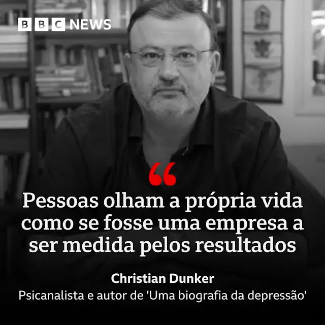 “Não precisamos de um batalhão de psicólogos, psicanalistas, psiquiatras, especialistas em sintomas. Precisamos de muita gente atenta ao sofrimento”, diz o psicanalista Christian Dunker sobre o que chamamos de depressão. #ArquivoBBC

bbc.in/4cp2TGp