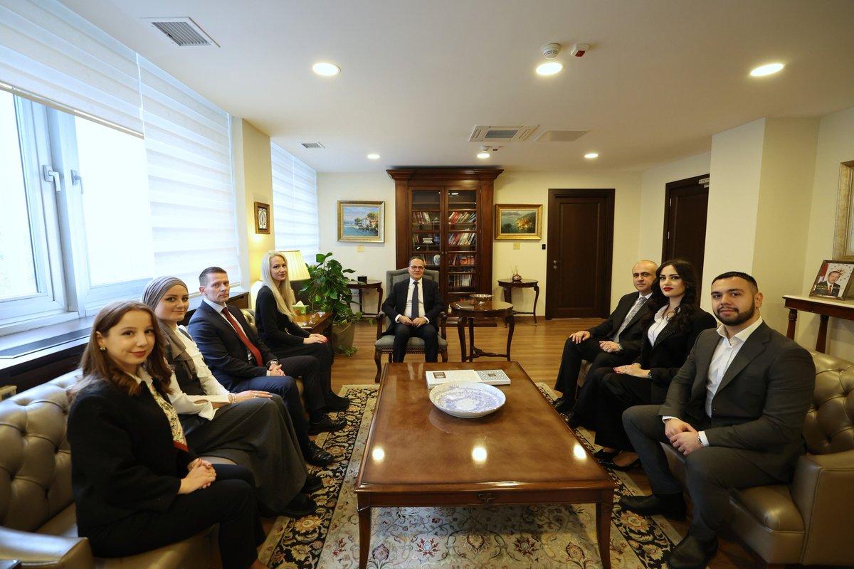 Diplomacy Academy tweet media