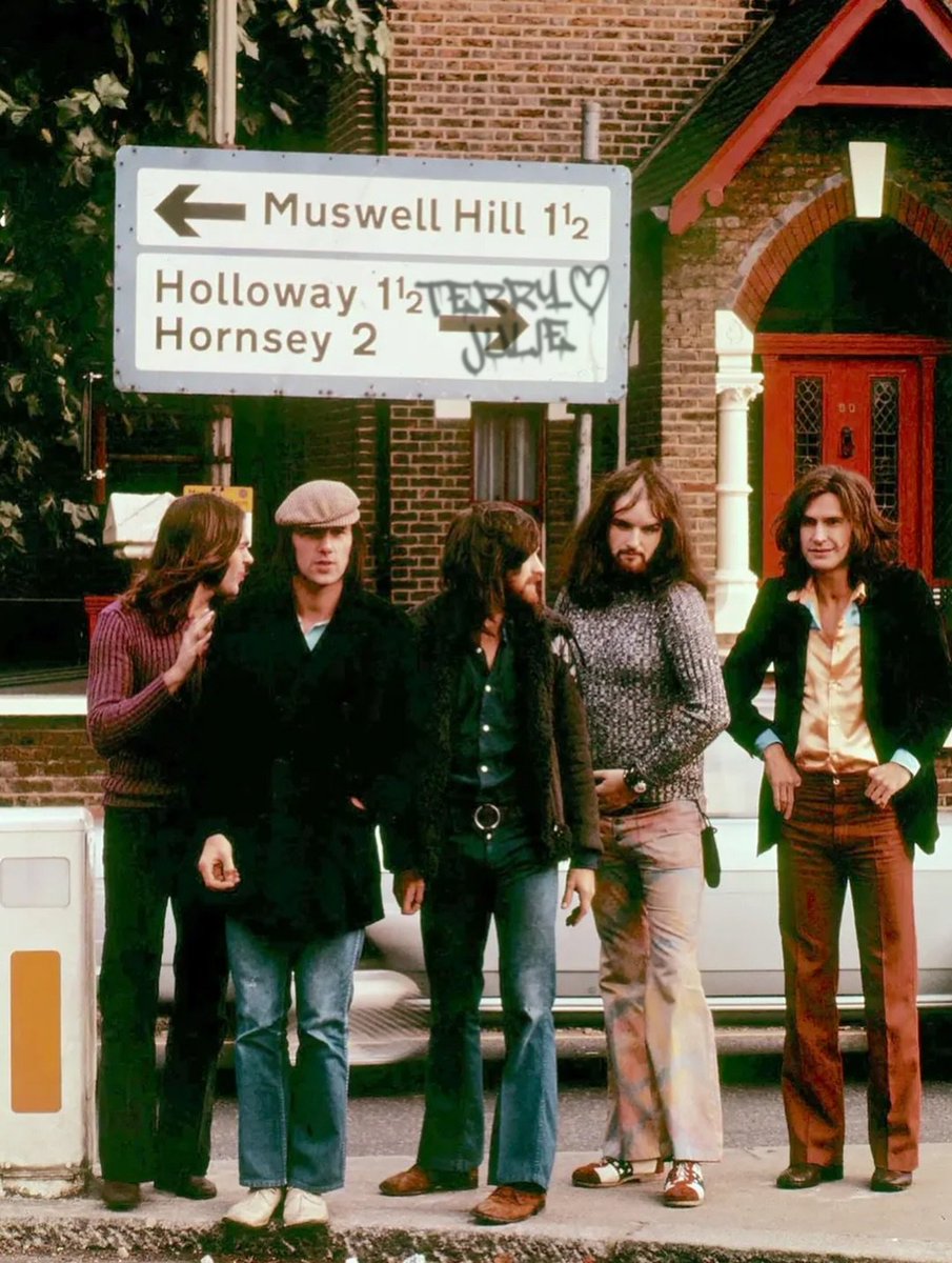 The Kinks tweet media