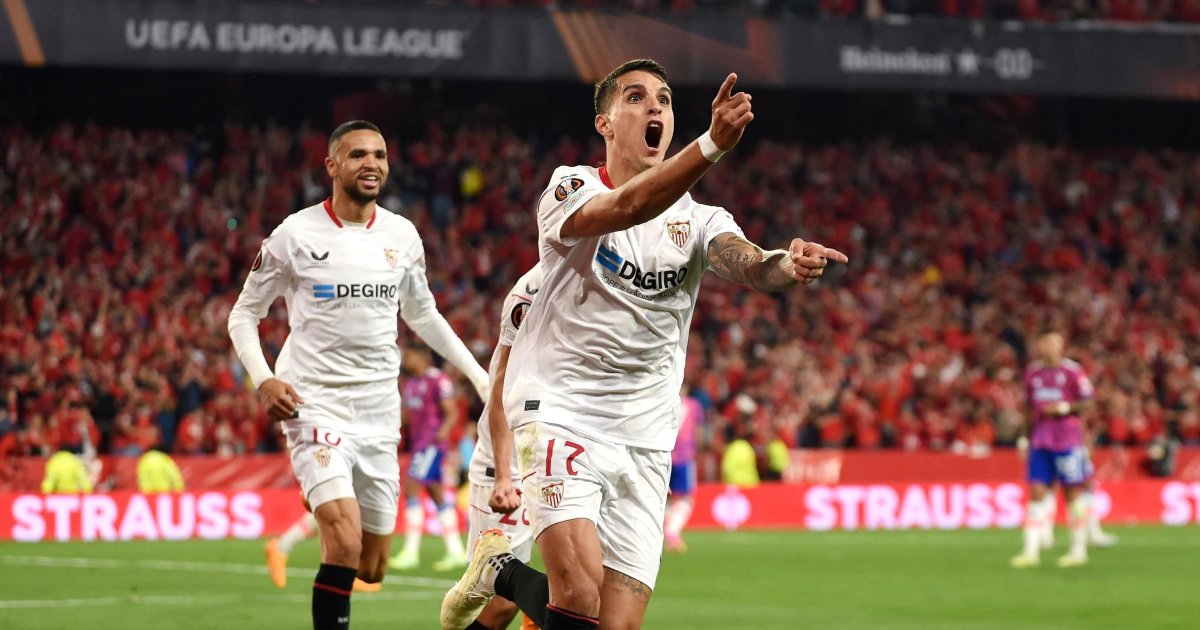 Hace EXACTAMENTE 1.000 DÍAS el sevillismo estaba celebrando el pase a su 7ª final de UEL tras vencer por 2 a 1 la Juventus.

1.000 días "solo", <a href="/SevillaFC/">Sevilla Fútbol Club</a>    1.000 días...

No, nadie te querrá como nosotros, <a href="/EuropaLeague/">UEFA Europa League</a> 🏆