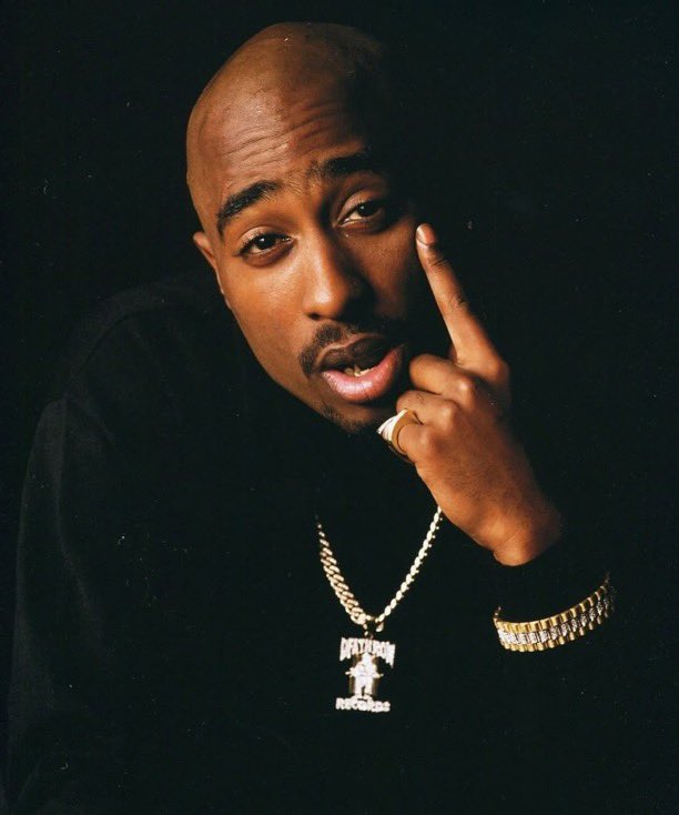 capcityhiphop_'s tweet photo. 2Pac’s All Eyez On Me has officially been inducted into the Grammy Museum’s Hall of Fame 🏆

It now stands as the 9th rap album ever to receive the honor 💿🔥 https://t.co/wKsJMVsas1