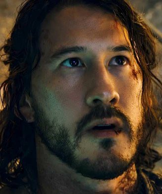 he used to get bullied as a kid for having such a pretty face. all the kids at school would point and yell “pretty face! pretty face!”