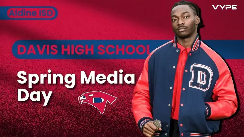 vypehouston's tweet image. ROLL THE TAPE: Aldine Davis HS 2026 Spring Media Day Hype Video

Our team traveled to Davis high school for their 2026 Spring Media Day recently. Check out the behind-the-scenes hype video below!

WATCH:vype.com/Texas/Houston/…