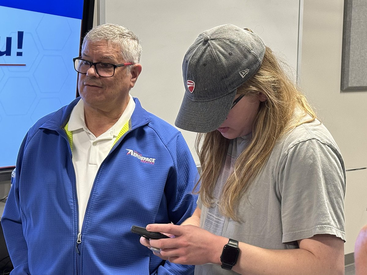 TSTCproud's tweet photo. Thank you, Texas Aerospace Services for visiting our Abilene campus. Our Aviation Maintenance and Occupation Safety and Environmental Compliance students enjoyed hearing about the company’s history and job possibilities after they graduate. https://t.co/9Dp7CCcEKm