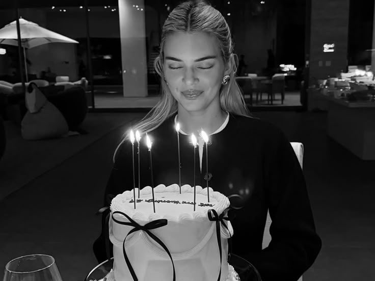 happy 22 to me 🥺❤️‍🩹
