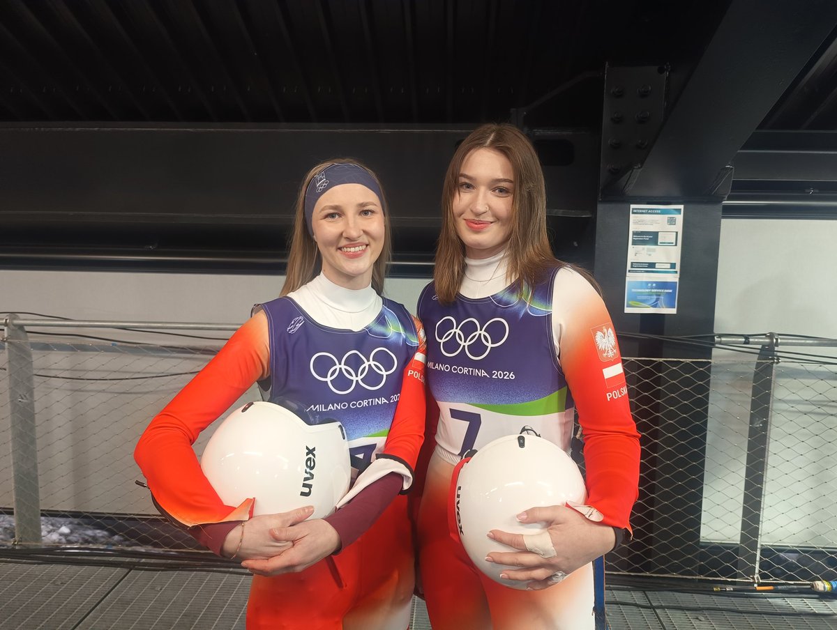 W klubie trenowały na zjeżdżalni. Jeżdżą na 9-letnich sankach. I są szóstą dwójką świata w sankach. Spytałem, jak to możliwe. 

"MY PO PROSTU JESTEŚMY ZAJEBISTE" 🔥

Dominika Piwkowska i Nikola Domowicz, proszę państwa. Czapki z głów! 🇵🇱💪

#MilanoCortinaOlympic2026
<a href="/sport_tvppl/">TVP SPORT</a>