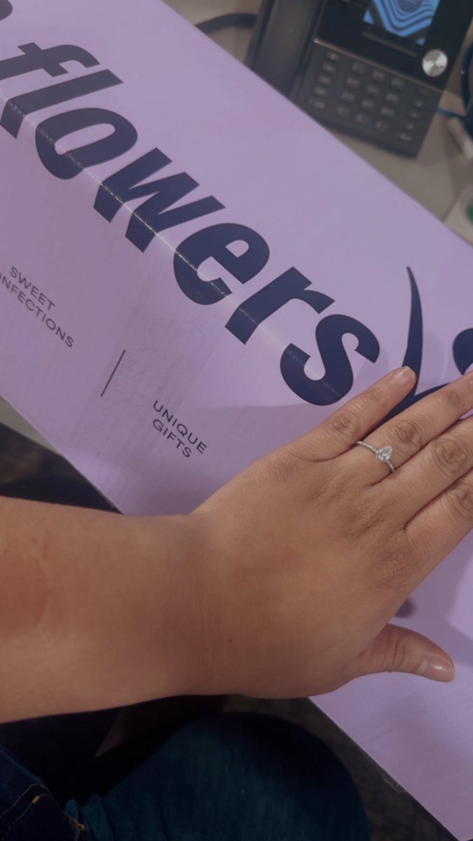 in my fiancée era 💖💍😝 tweet media