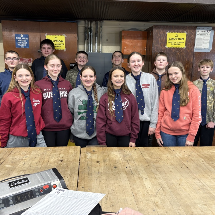 Seventh graders are learning about the National FFA Organization in Ag Exploratory class. This week they are learning about the official dress that is required of FFA members and how to tie a tie. 
Looking sharp 7th graders!