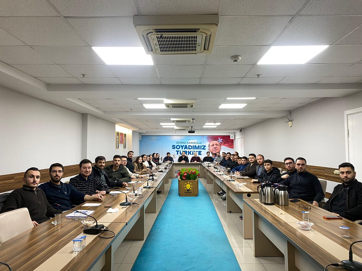 AK Gençlik Ümraniye tweet media