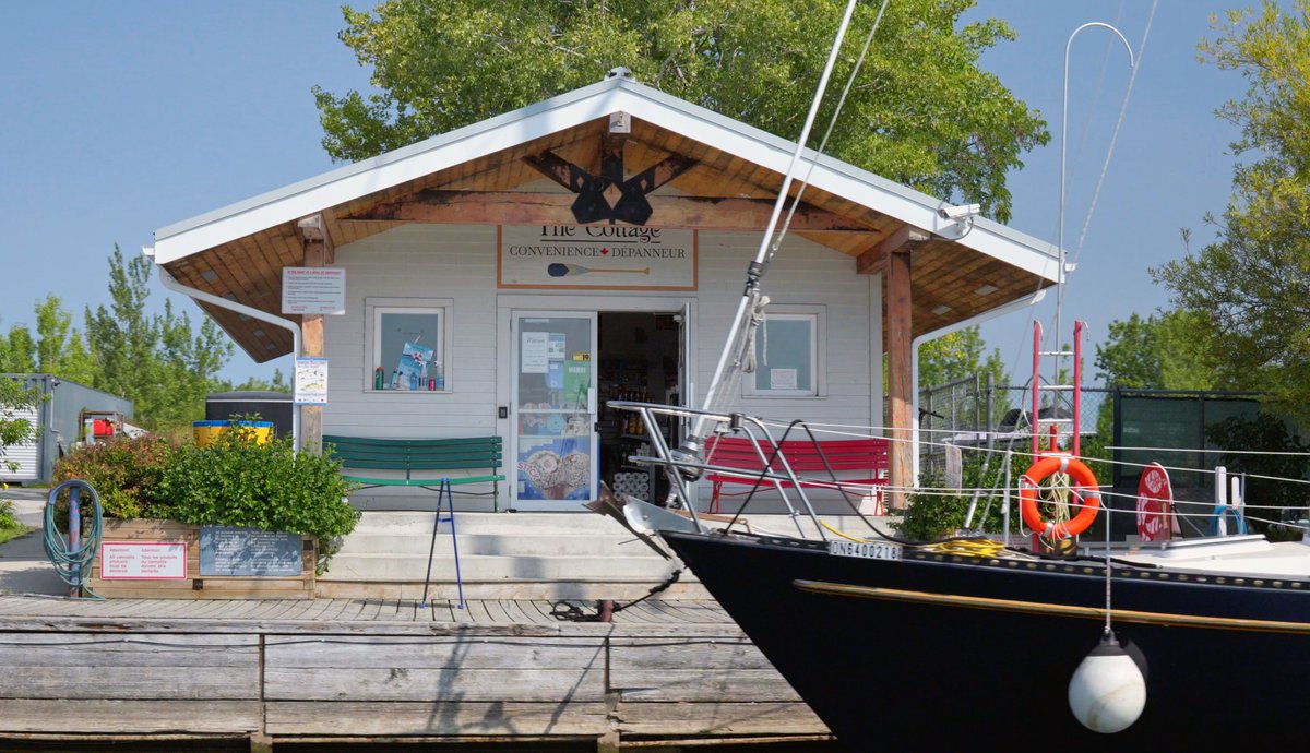 Marina de l'avant port tweet media